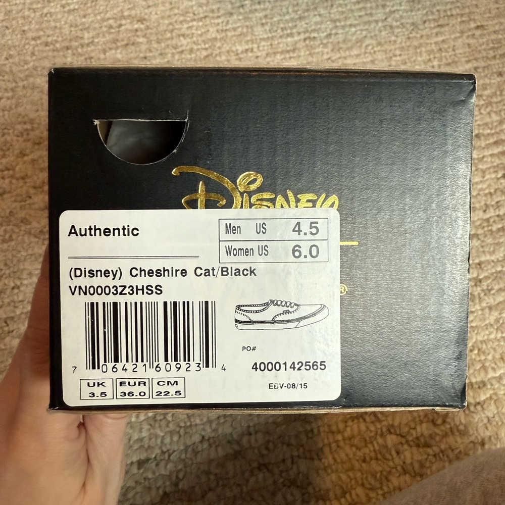 Disney Vans - Picture 5 of 12